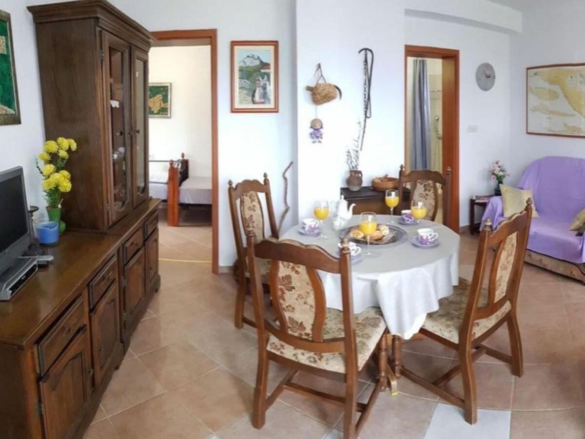 Holiday House Jakov Gdinj Екстер'єр фото